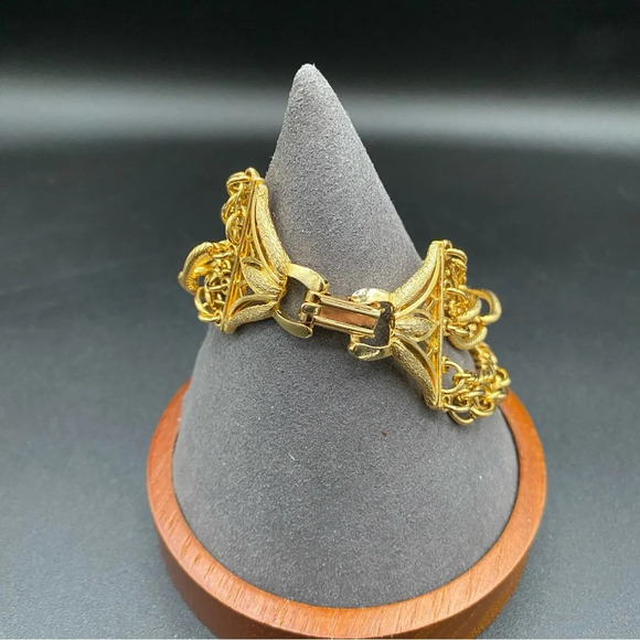 80s Disco Glam 5 Strand Flashy Gold Tone Bracelet - Picture 4 of 14